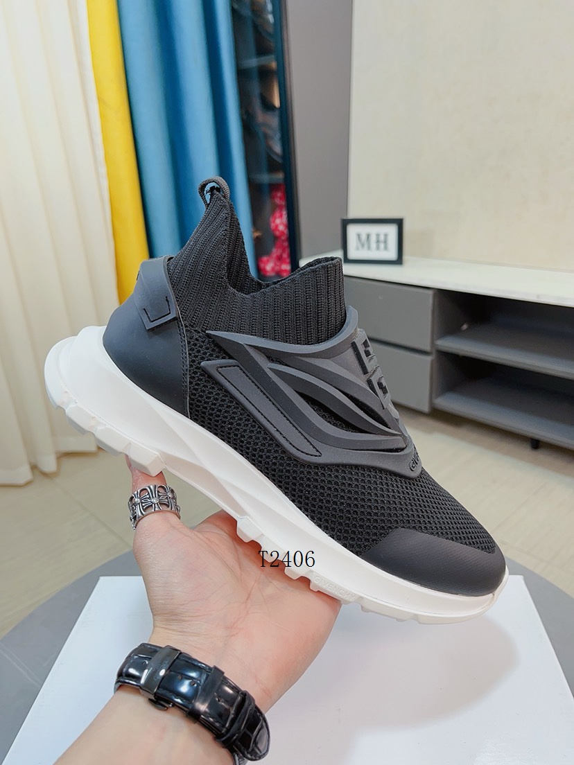 Givenchy sz38-44 150
